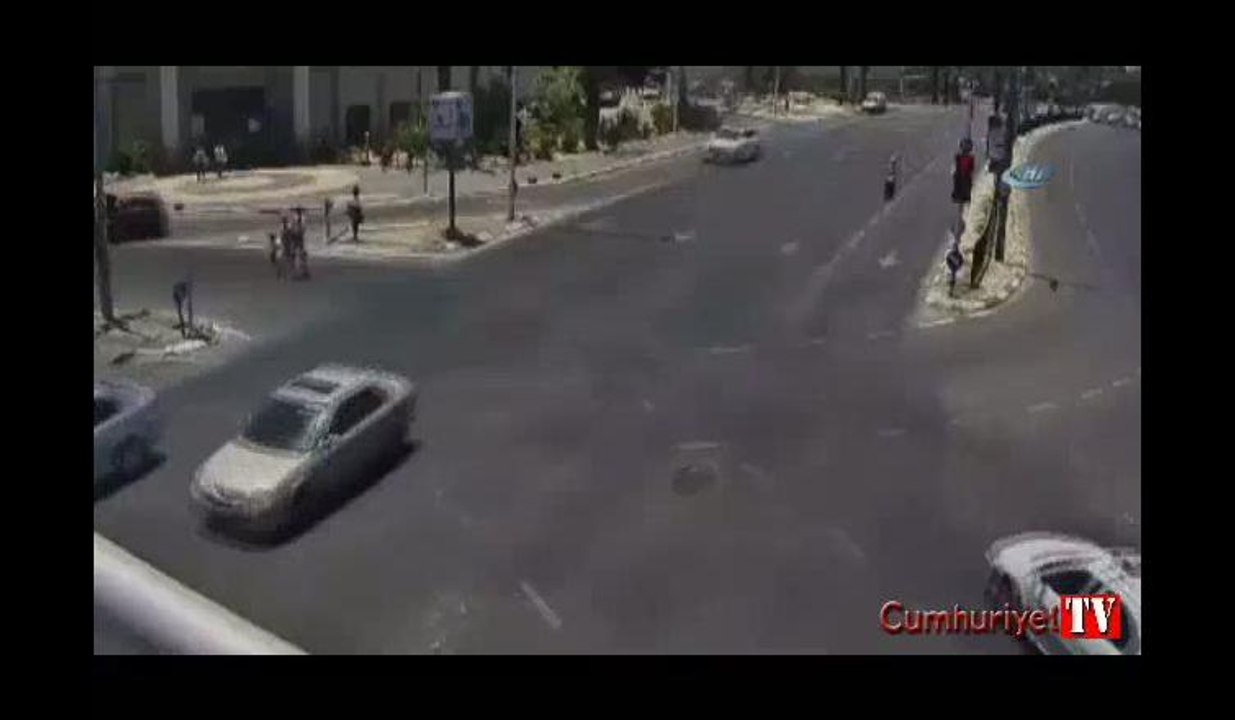 Işık ihlali feci bir kazayla bitti