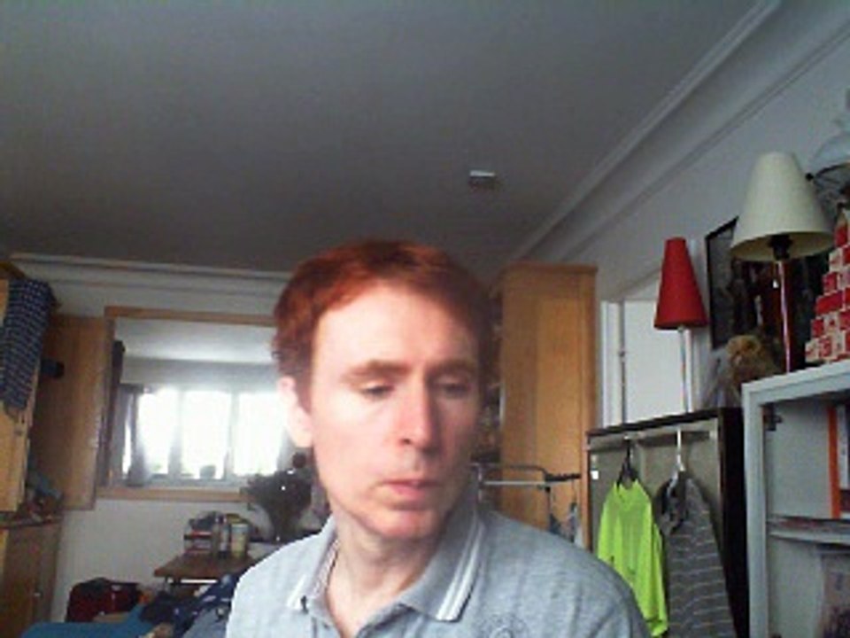 Wiwi égratigne "une chose à te dire" de Nicolas Pargès