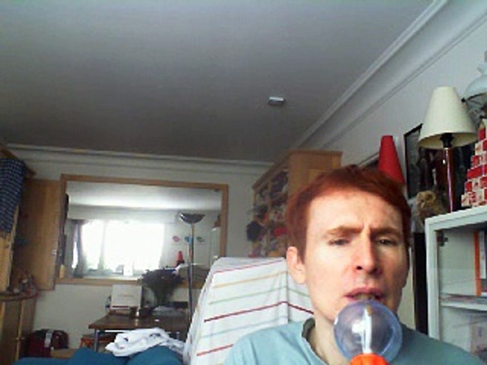 Wiwi égratigne "l'amour sans même savoir ce que c'est" de Jacques Higelin