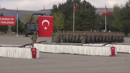 Sivas'ta Acemi Erlerin Duygusal Yemin Töreni