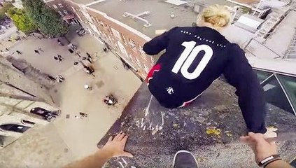 Ils sautent de toit en toit pour prendre la fuite !