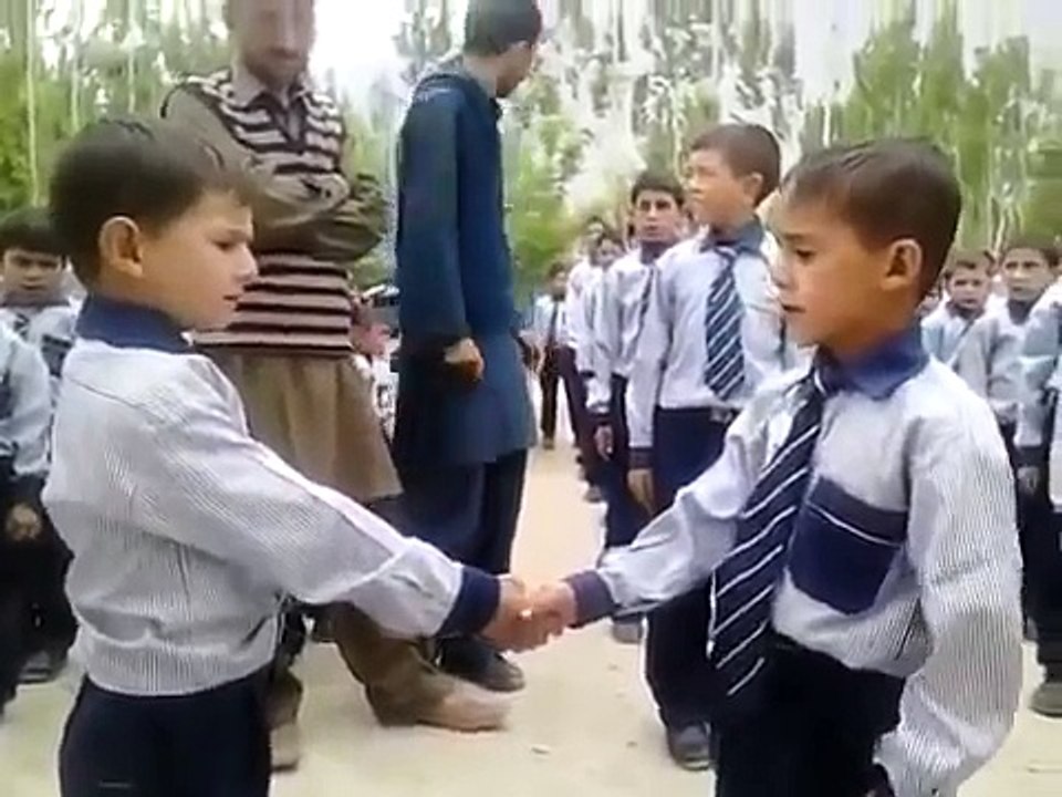 pakistani prep class kids speaking english pakistani talent, new funny clip 2016  punjabi toty video