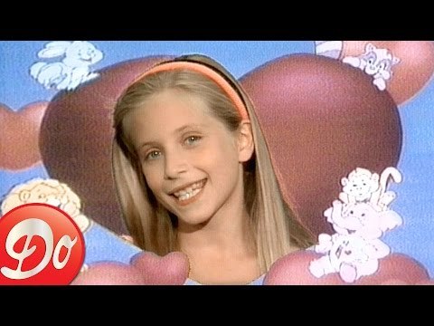 Les Bisounours : le générique Bisous, bisous (Clip officiel)