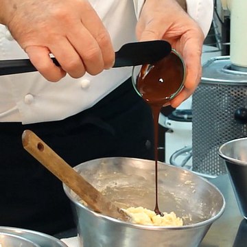Le making off de la recette de la célèbre tarte au chocolat de Jean-Paul Hévin - Rends-vous .