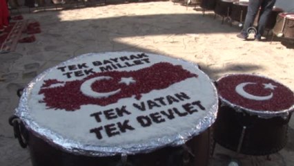 Sultan Divani'yi Anma ve 40 Hatimli Şifalı Aşure" Etkinliği