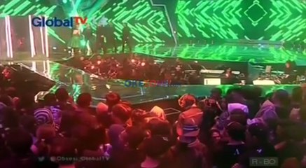 Cita Citata Perlihatkan Kostum di Acara Amazing 14 Global TV