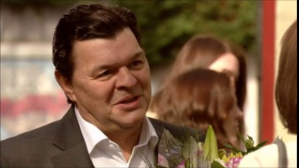 EastEnders Derek invites Alice to a family gathering