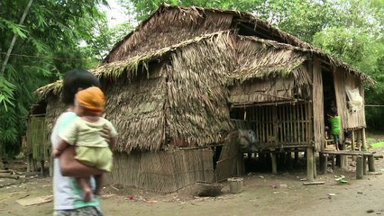 الاطفال العمال في بورما يعيشون جحيم العبودية
