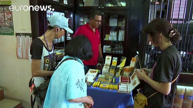 ΗΠΑ-Κούβα: Άρση περιορισμών για πούρα και ρούμι