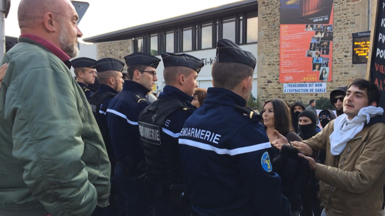 Migrants: la manif côté Front National