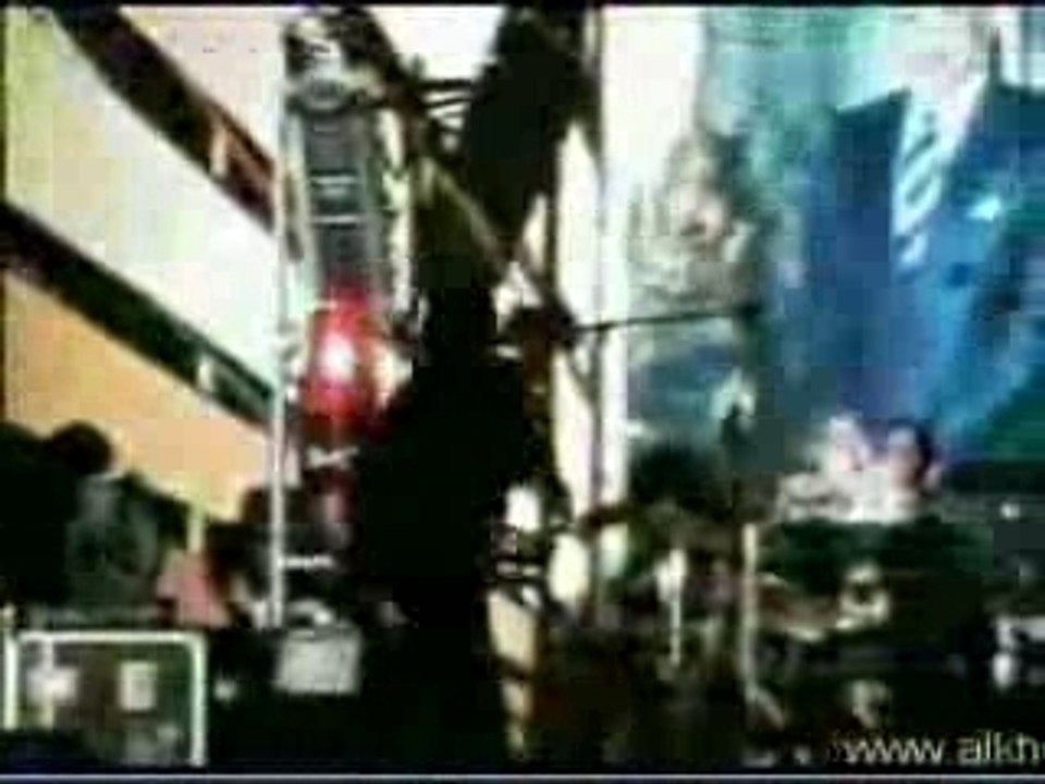 TAKFARINAS DANCE  A LA RIFAINE  AVEC UN RIFAIN