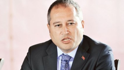 Cezaevleri Müdürü: İçeride Kendini Kesip Yiyen Var