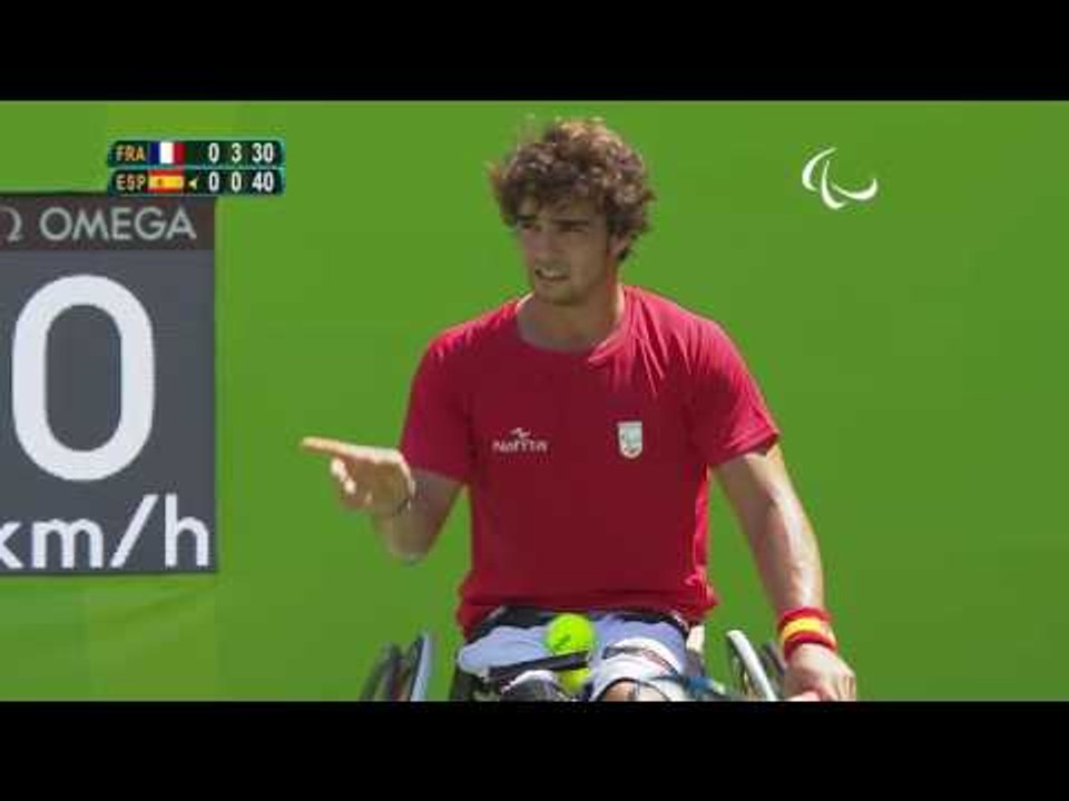 Wheelchair Tennis | S.HOUDET v D.AVERSASCHI | M...