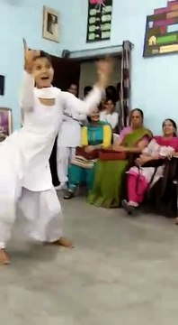 HD बताव गोरी कबले रजाई में ताकी Raja Babu Hot Amarpali & Dinesh Lal Bhojpuri Hot Songs 2015 HD