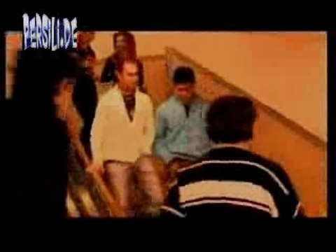 Azeri Kizi Günel - Resmimi Ceke Ceke