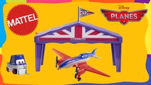 Disney Planes Toy Unboxing Planes Bulldog Pit Row Gift Pack