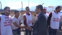 Manisa - CHP'li Özel'den Grevdeki Işçilere Destek