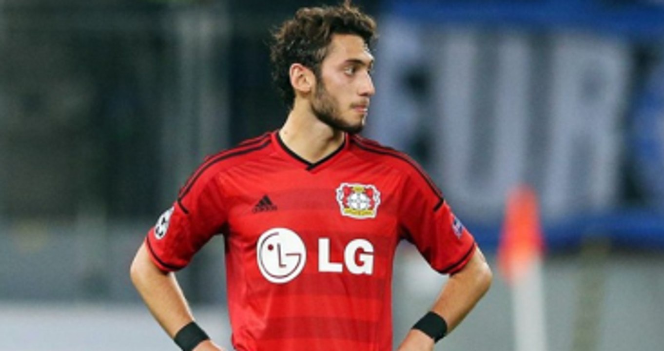 Rudi Völler: Hakan'a İzin Vermediğimiz Doğru Değil, Kendisi Kalmak İstedi