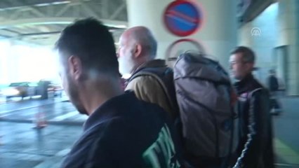 Izmir'de Yakalanan "Firari Amiral" Ankara'ya Getirildi