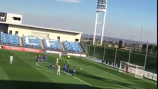 La panenka d'Enzo Zidane avec le Real Madrid Castilla vs. UD Socuellamos