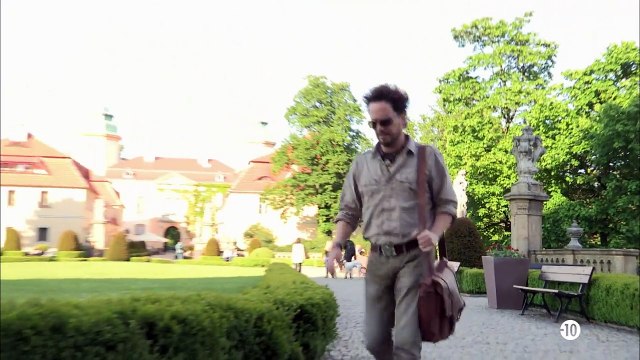 Sur La Trace Des Aliens: Les Nazis Et Le Voyage Dans Le Temps