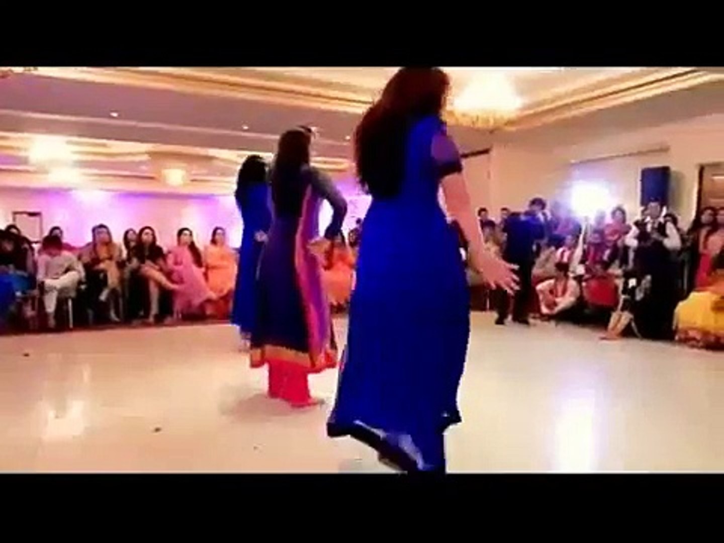 ⁣AWESOME  wedding Dance * Funny dance*Belly dance