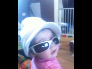 Baby Dancing to Dubstep baby funny videos