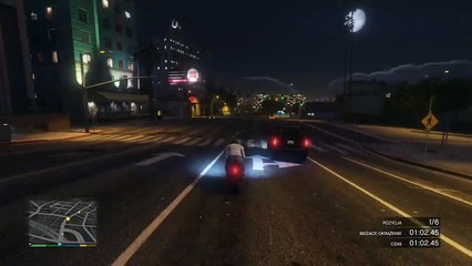 GTA V crazy/lucky stunt during race/ GTA V nieprawdopodobny i szczęśliwy skok podczas wyścigu