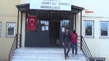 Izmir - Öğretmen, Öğrencisini Dövdü Iddiası