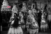 Bansuriya Bole Madhur Ras Ghole - Asha Bhosle, Mohammed Rafi, Insaniyat Song
