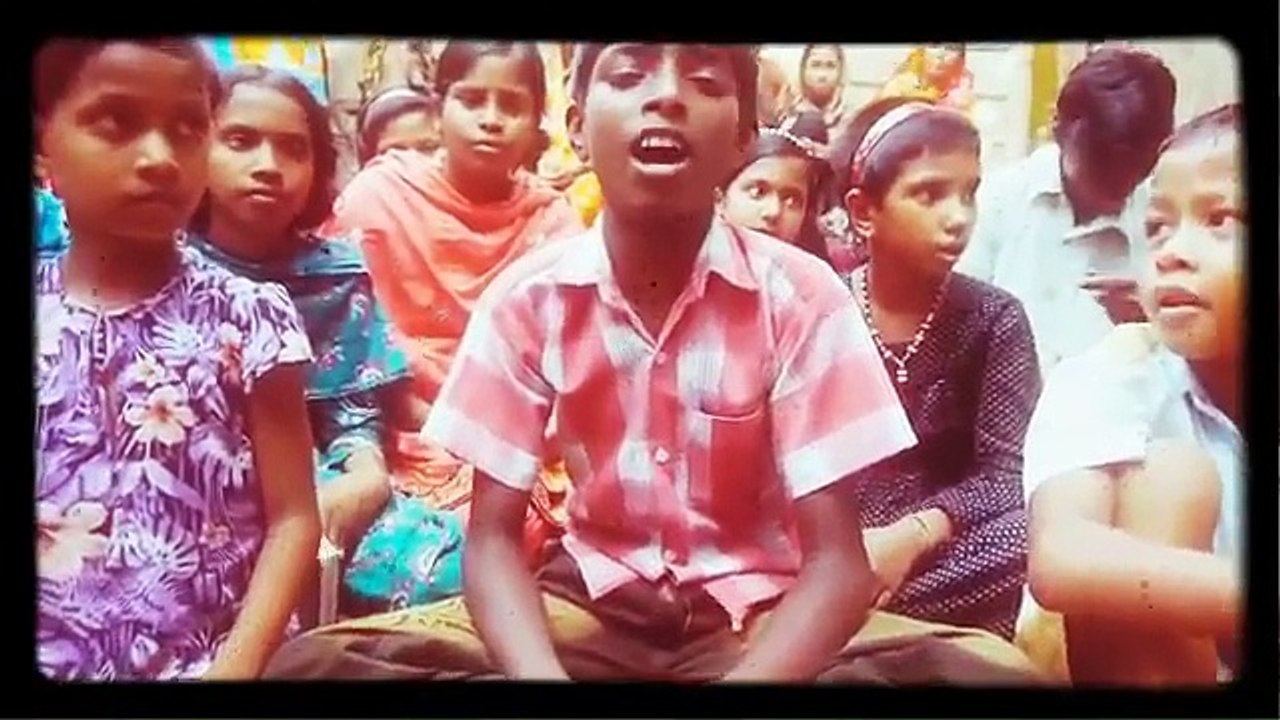 গানটা শুনে দেখুন  মন মজালে ওরে বাউলা গান - mon mojale