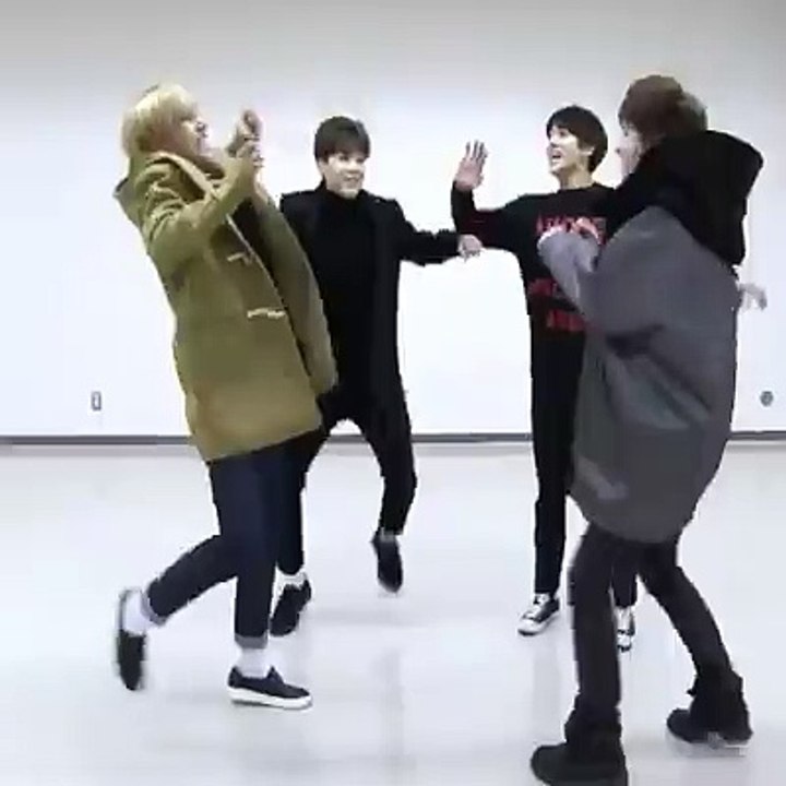 -BTSline