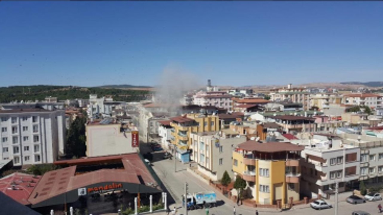 Son Dakika! Gaziantep'te Operasyon Sırasında Teröristler Kendilerini Patlattı