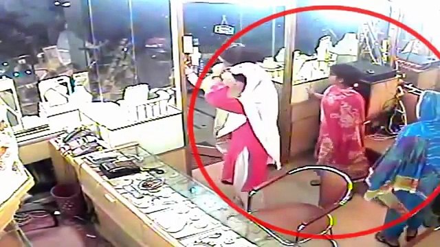Best women stealing videos from all over the world CCTV