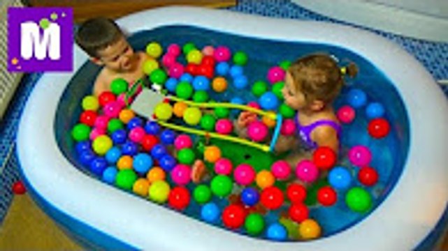 Мистер Макс новые серии 2020 Тачки Дисней водные гонки с машинками в бассейне с шариками Disney Cars Splash Speedway