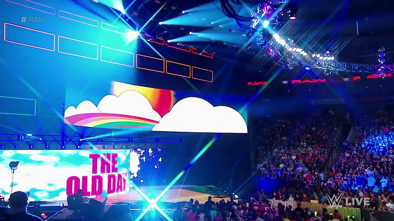 The New Day meet "The Old Day": Raw, Sept. 5, 2016