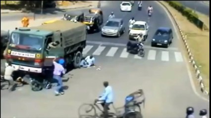 most dangerous road accident in the world 2016
