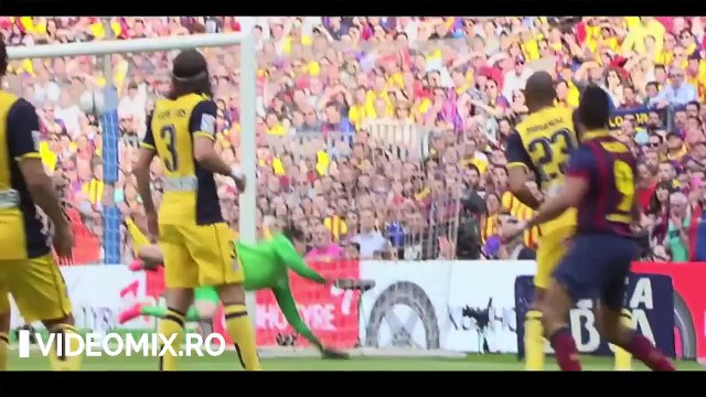 Acestea sunt cele mai TARI goluri care au fost înscrise vreodată în istoria fotbalului din locuri imposibile!