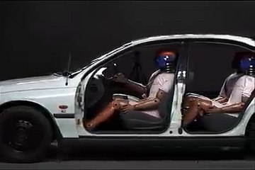 ARKA KOLTUKTA GİDERKEN KEMER TAKMAZSAK NE OLUR