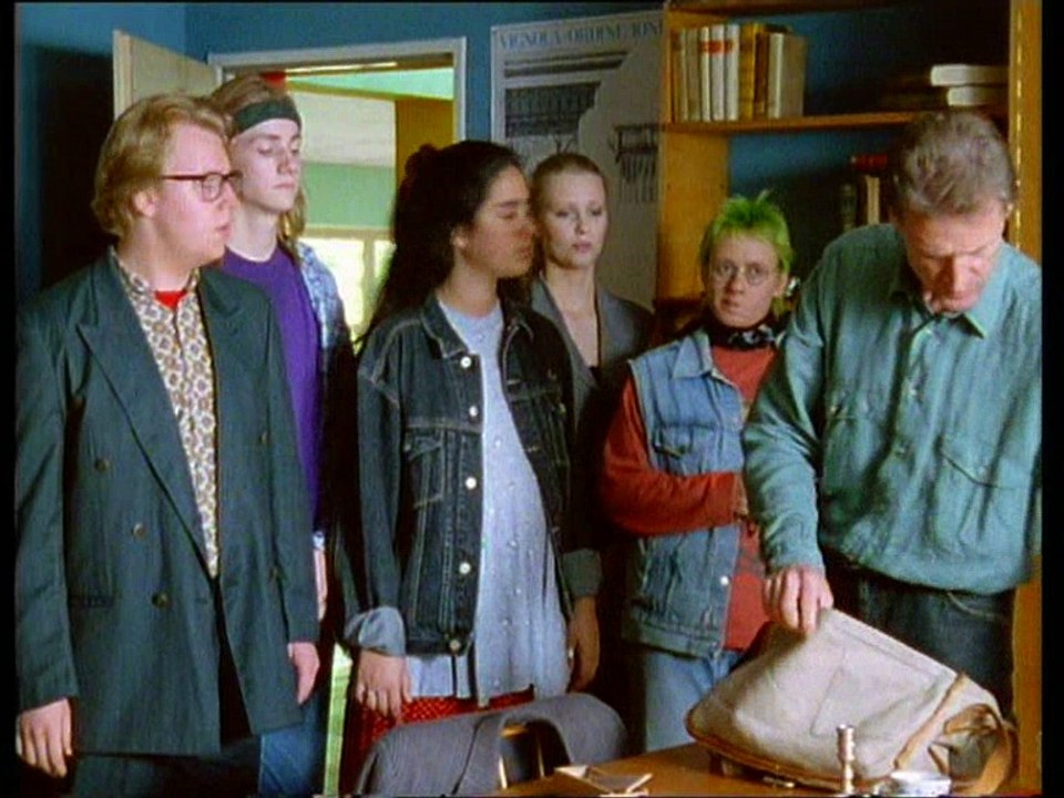 Unser Lehrer Dr. Specht - Hausfriedensbruch