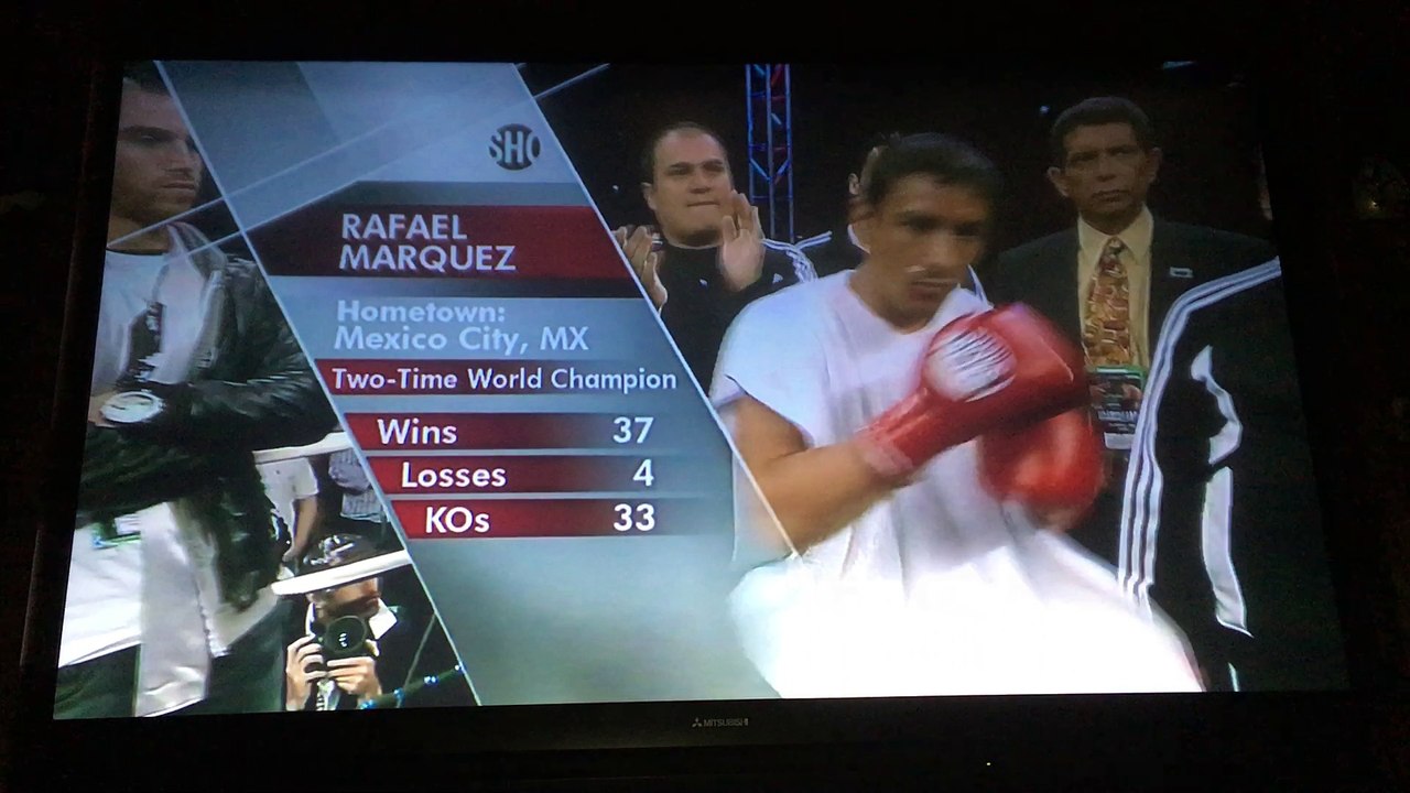 Vazquez vs Marquez 3: Introductions
