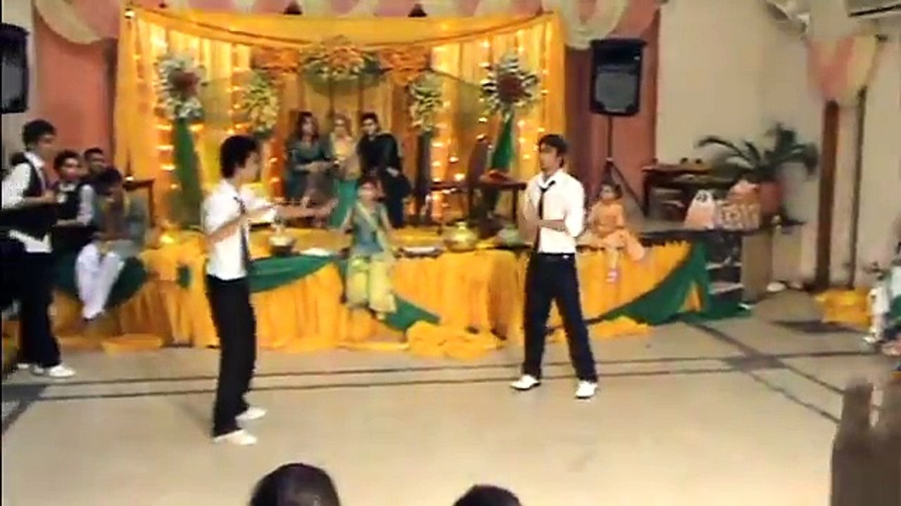 Break Dance Mehndi X Unit
