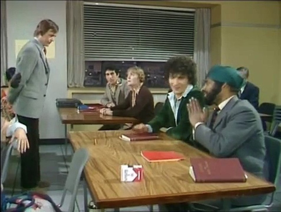 Mind your Language S1 E08 - Better To Have Loved and Lost