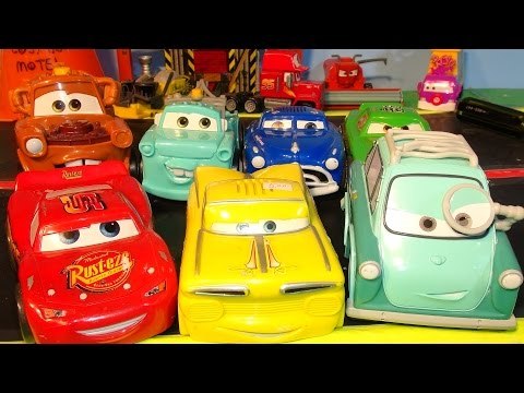 DIsney Pixar Cars Shake and Go Ramone with Lightning McQueen Mater Doc Hudson, Professor ZEE and mor