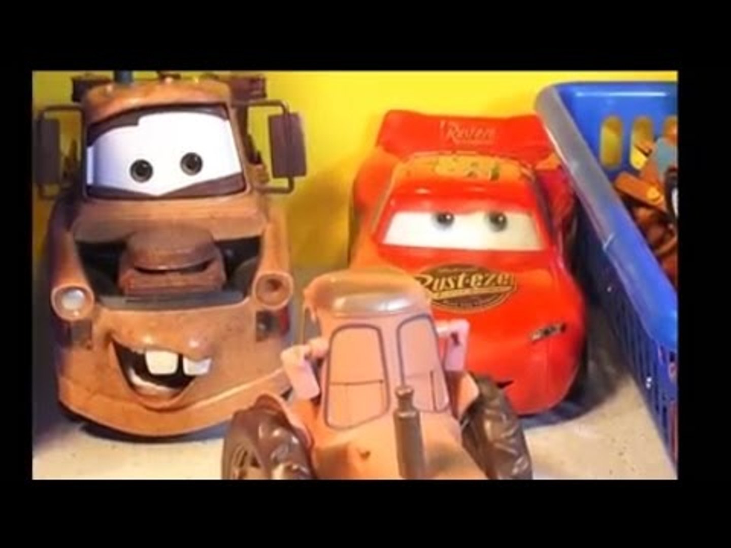 ⁣New Kids Pixar Cars Live Stream with Lightning McQueen Cars and Mater with Cars 2 Race Cars