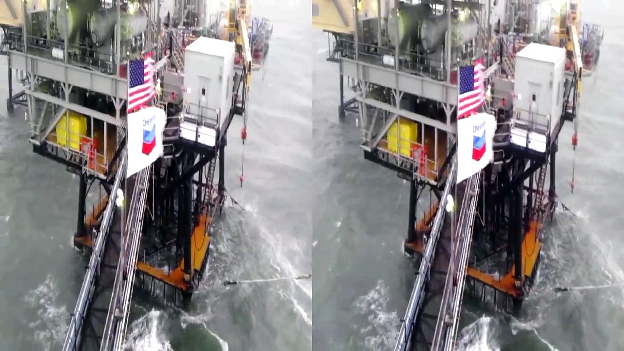 OFFSHORE ROUGH SEAS