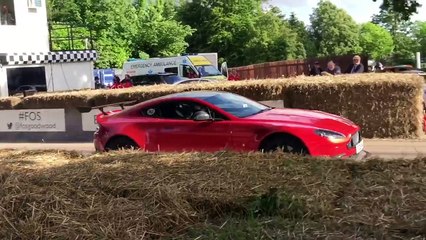 Goodwood FOS Michelin Supercars 2016 - Chiron, 675LT, One:1, Vulcan, P1 GTR, FXX K and More!