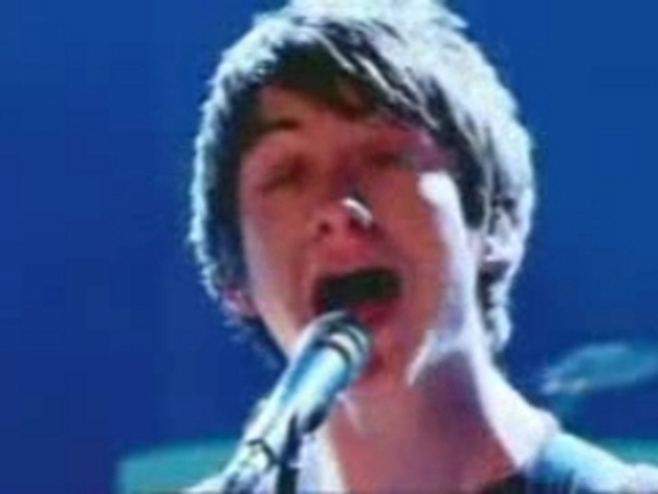 Arctic Monkeys - i bet you look good on the dancefloor