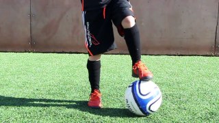 Learn Hazard Football skills - Soccer skills for kids