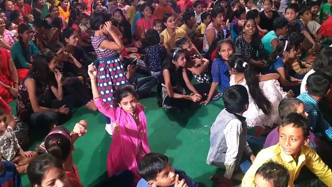 "TV देखकर अपनी राय मत बनाना, दिल्ली सरकार क्या काम कर रही है, जानना हो, तो पड़ोस के सरकारी स्कूल में जाके देख कर राय बना